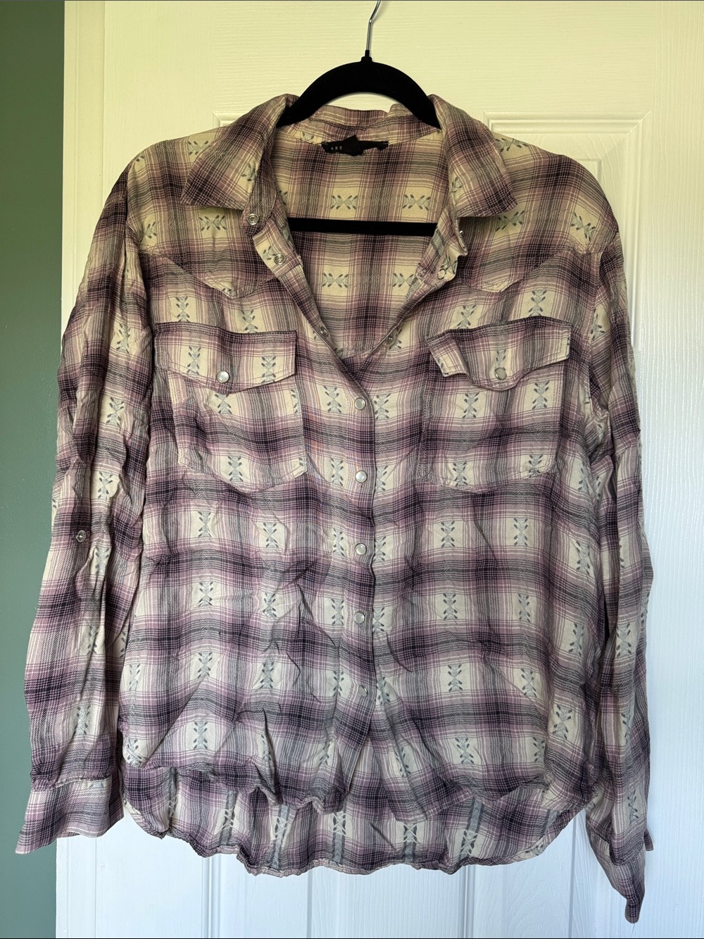 Light Purple Plaid Long-Sleeve Button-Up Shirt